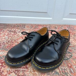 Dr Martens Yellow Stitch Smooth Leather Oxford